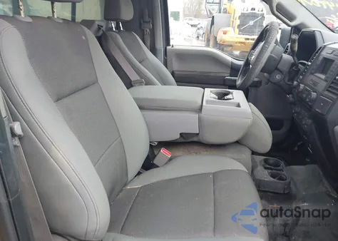 2017 Ford F-150 Xl z USA, uszkodzony, nr VIN 1FTMF1CPXHKC94327